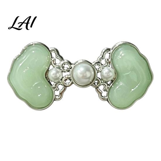 Clothing Fastener Chinese Style Faux Jade Brooch Vintage Cardigan Sweater Cincher Clip Dress Clip Shirt Pin with Pearl Jewelry Gift for Women Waist