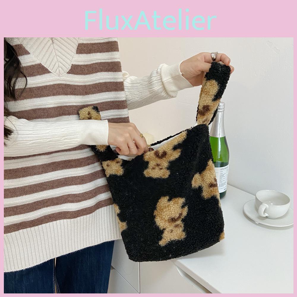 Vintage Cute Plush Bear Handheld Bag Soft Black Lambswool Shoulder Bag For Students