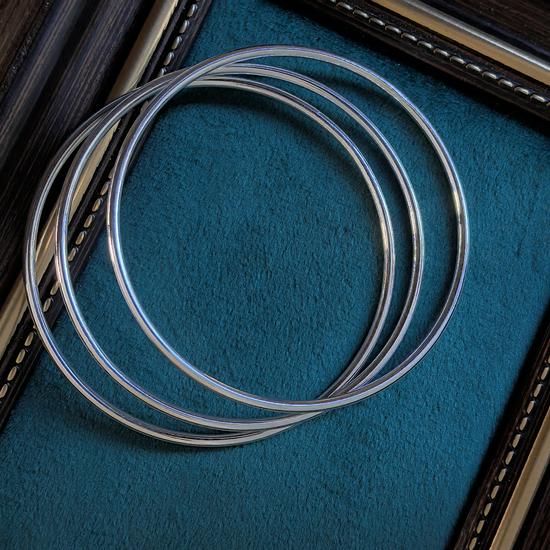 Элегантный серебряный тройной браслет-кольцо «Три жизни, три мира» для женщин