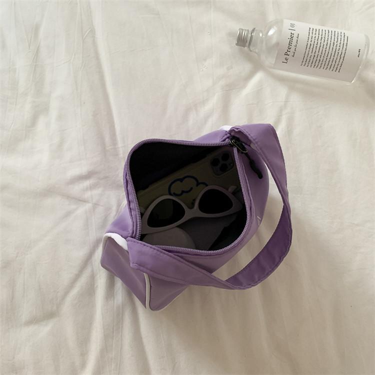 New nylon Internet celebrity small bag women's 2020 winter new ins super popular niche armpit handbag shoulder bag