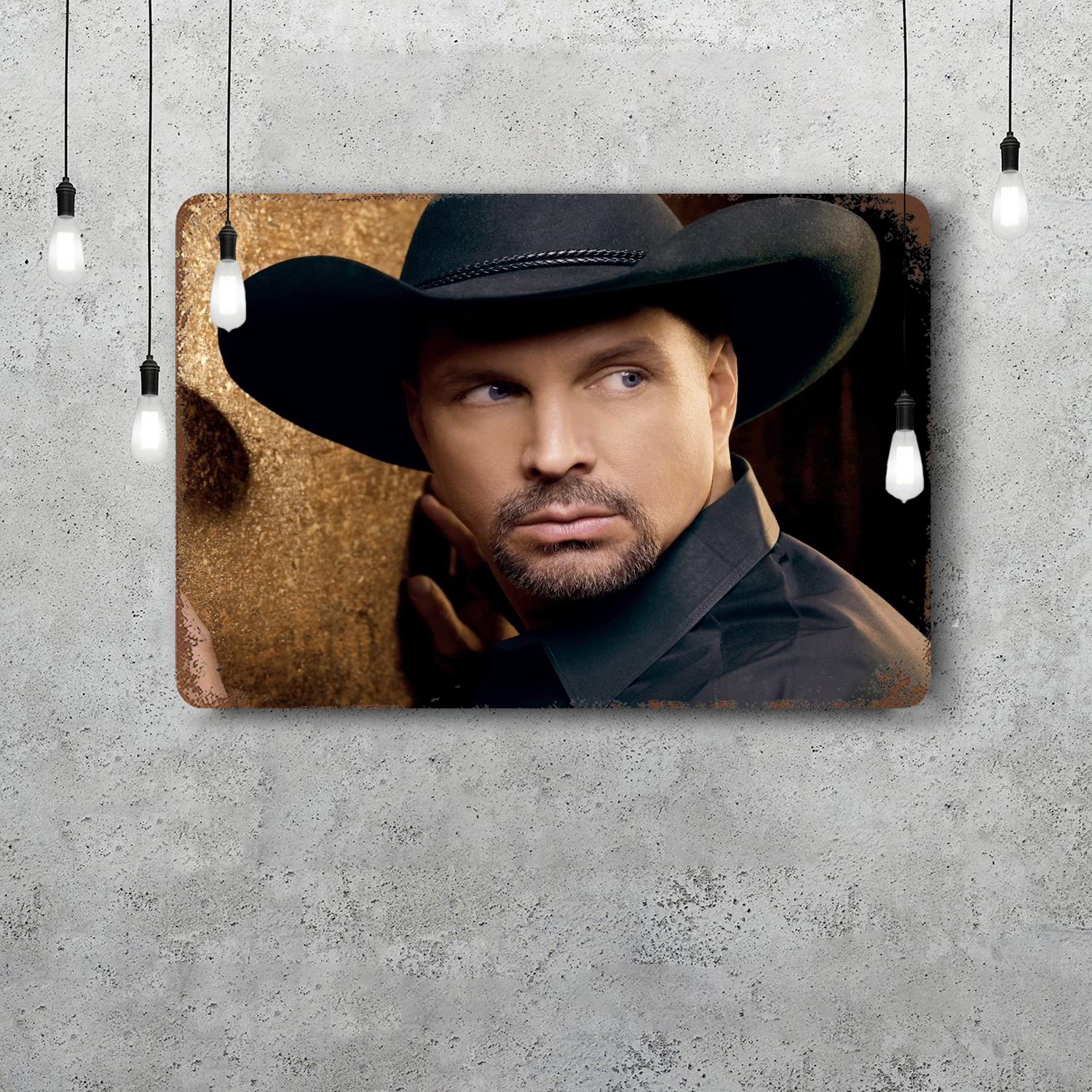 

Garth Brooks Metal Signs wall decor Vintage Tin Signs Captain Metal Poster Decor for Bar Pub Club Wall Decoration 20x30cm（7.8x11.8inch）