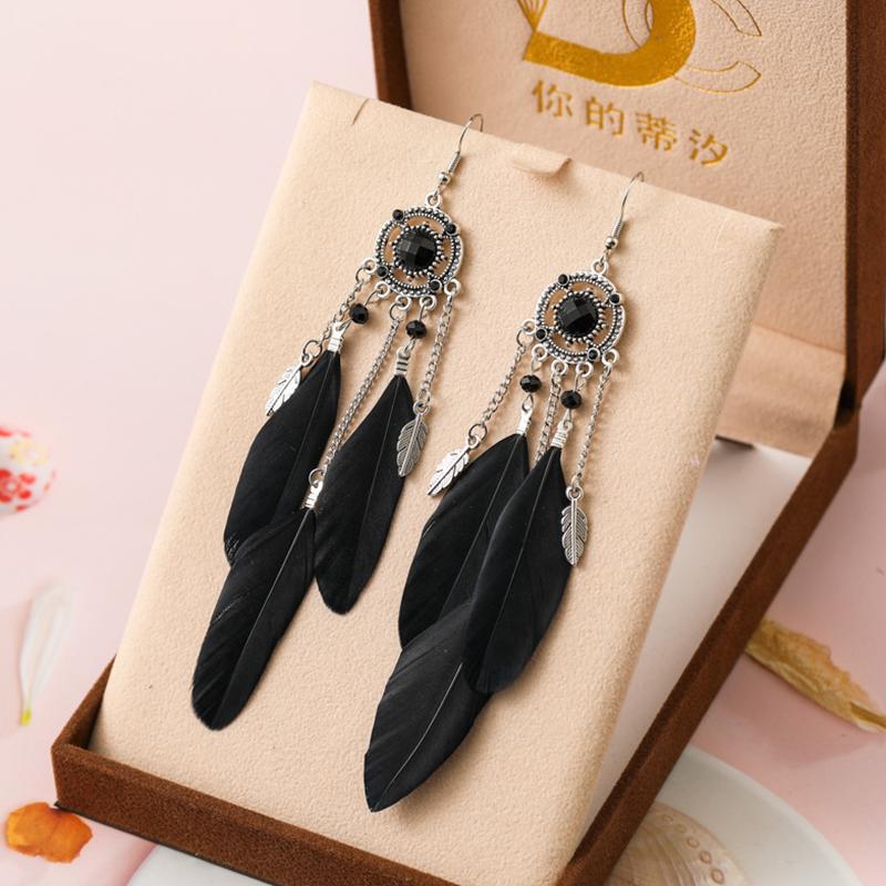 New Vintage Round Rhinestone Feather Earrings for Women Ethnic Elegant Long Drop Earring Wedding Vacation Female Jewelry