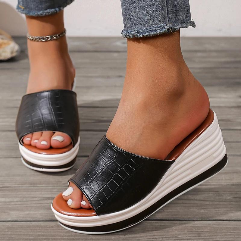 Fashion White PU Leather Wedge Heel Slippers Women Plus Size Fashion Peep Toe Platform Sandals Woman 2025 Summer Thick Sole Beach Slides