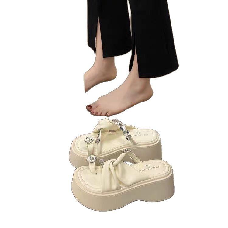 Muffin thick-soled heightening and cool slippers for women's summer wear 2025 new models with skirts, fashionable cover, toe rhinestone high-heeled sa