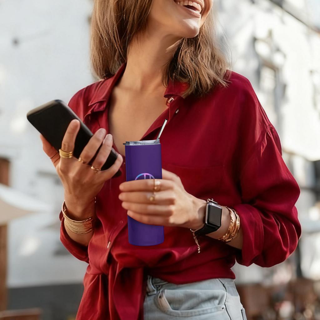 The Purple Water Cup Has A Large Capacity And Is Convenient To Carry. It Is Also A Fashionable Item.