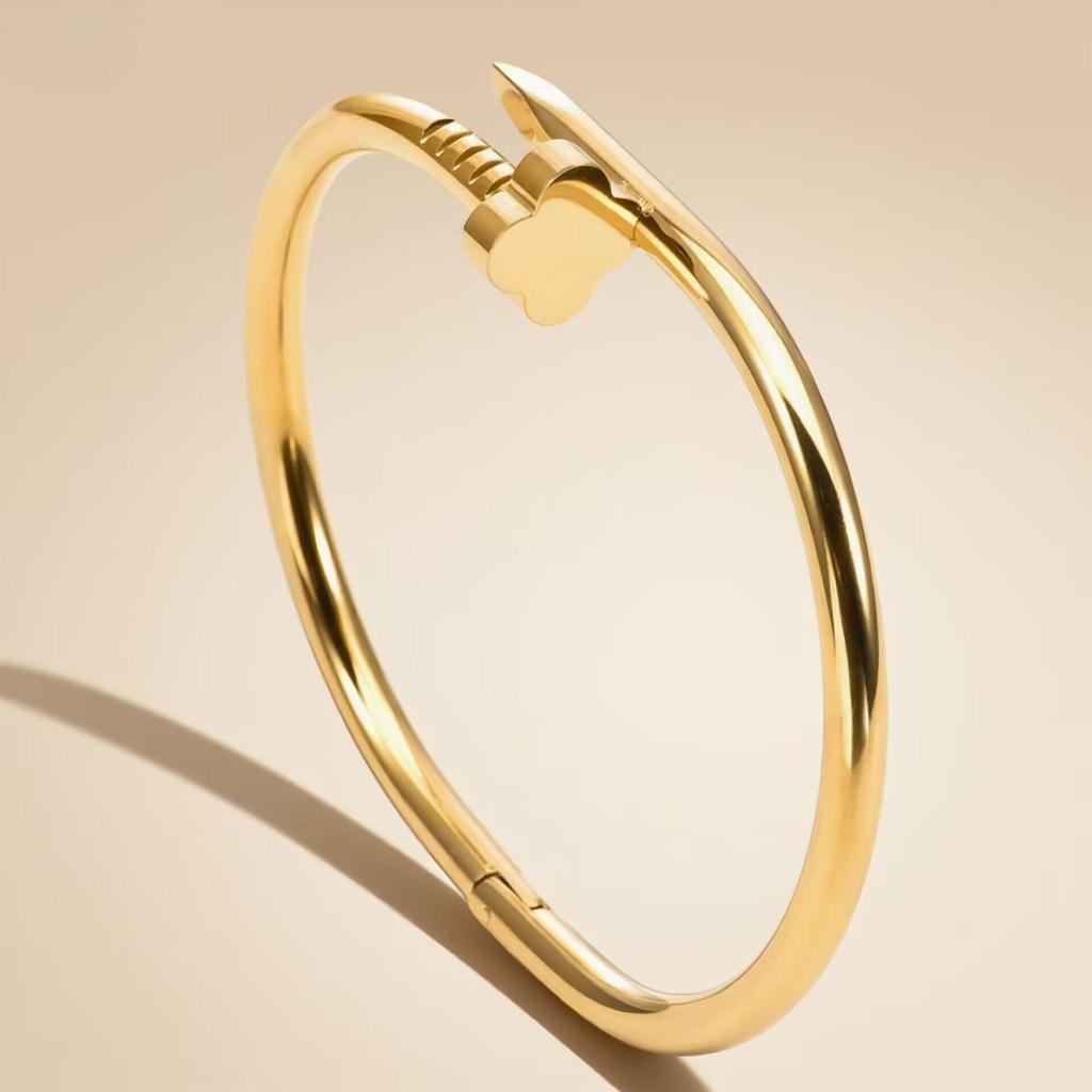 Summer Fashion Stainless Steel 18K Gold-Plated Bracelet Set for Women - Elegant, Simple Jewelry
