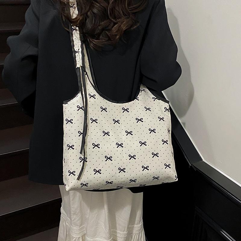 Sweet Pleated Dot Bowknot Shoulder Bag for Women Casual College Style Crossbody Tote Handbag