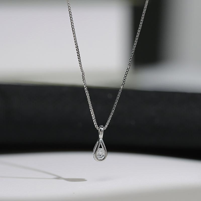S925 Sterling Silver Necklace French Romantic Temperament Gentle Goddess Tears Pendant Clavicle Chain Creative Smart Water Drop Necklace