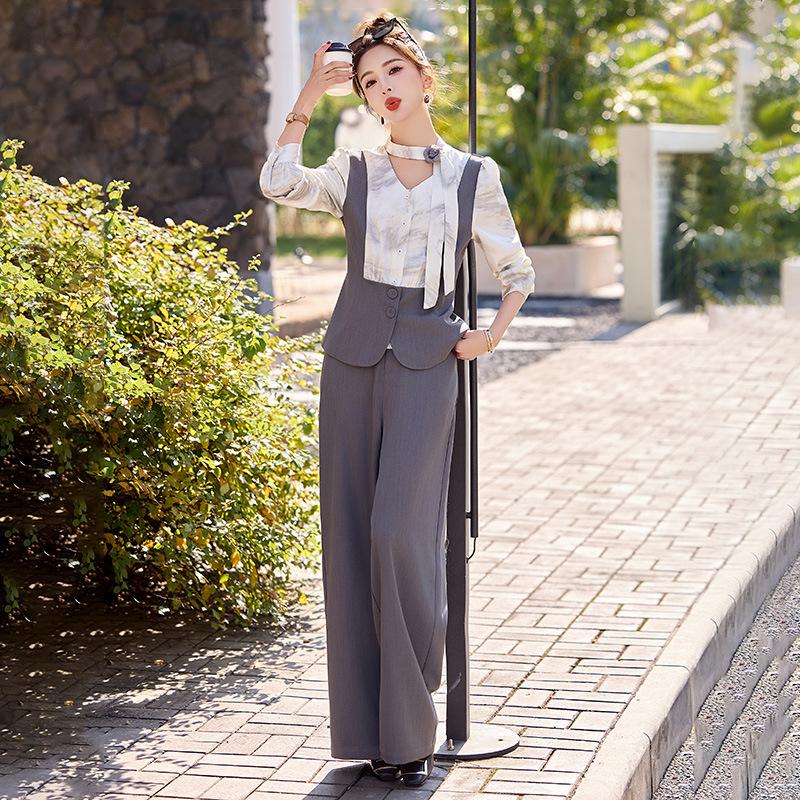 

Модный контрастный топ с широкими брюками, осенне-весенний новый дизайн, темпераментный, легкая роскошь, знаменитый двухпредметный комплект XXL