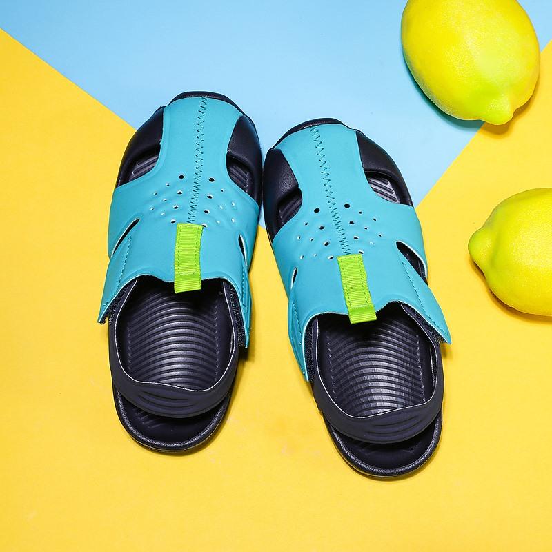 Sommer Kinder Modische Klettverschluss Leichte Sport- und Freizeitschuhe Zehenkappe Sandalen Strandschuhe