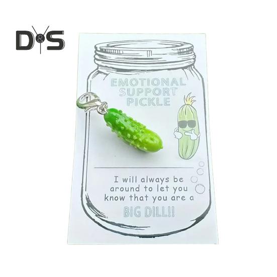 

1/2/3 шт. брелок для ключей в виде соленого огурца, брелок для сумки с подвеской в виде позитивной карты, аксессуар для рюкзака для друзей и семьи 1pc