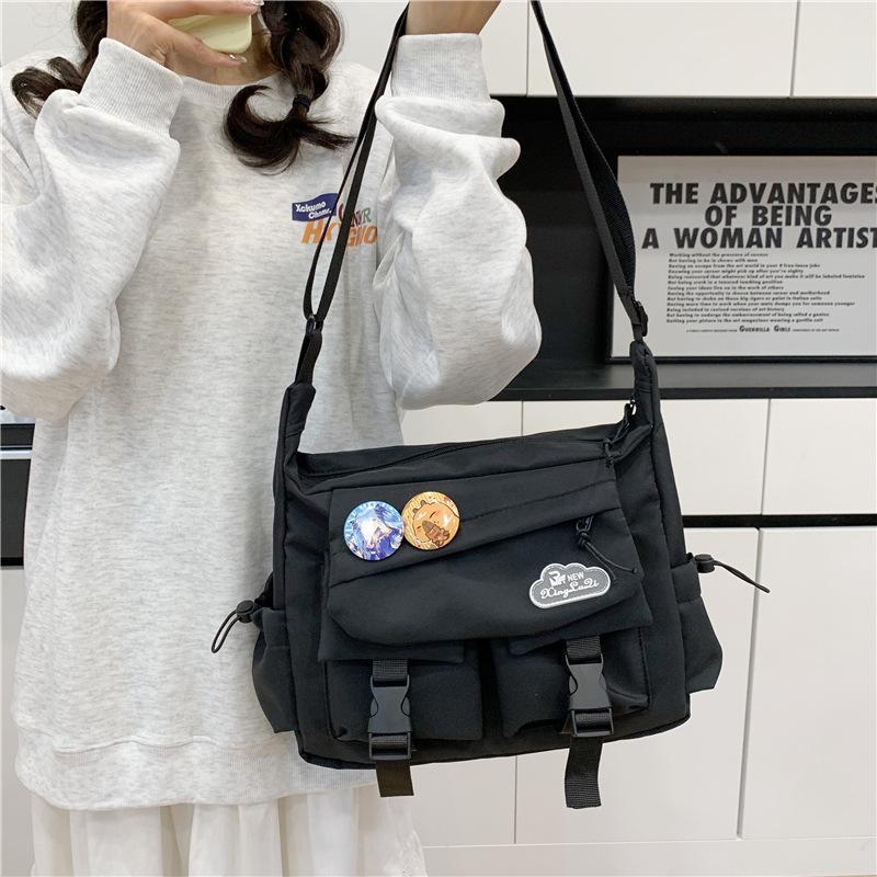 

Сумка кроссбоди модного бренда большой вместимости осенняя новая наплечная сумка повседневная сумка-мессенджер универсальная маленькая сумка-саквояж чёрный