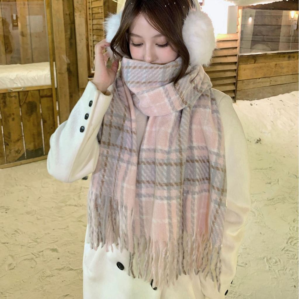 Retro plaid winter new scarf female Korean version warm thickened fringed versatile atmosphere neck protection cold scarf