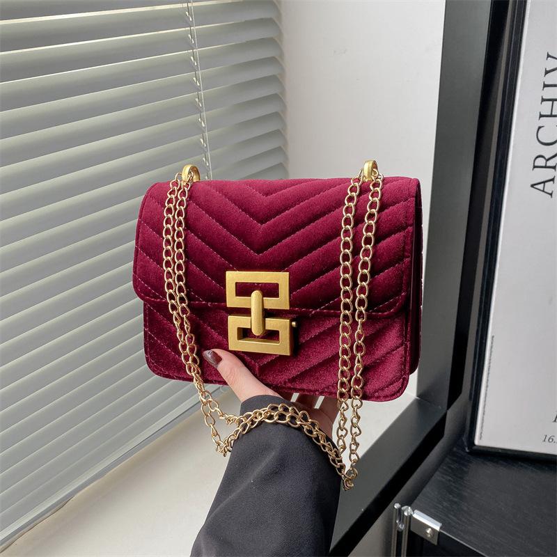 

New trendy single shoulder armpit bag retro women s bag fashionable solid color small square bag personalized messenger bag women бордовый