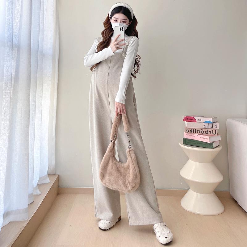 

Plus Size Velvet-Lined Maternity Overalls Set - Wide Leg Pants for Autumn/Winter L