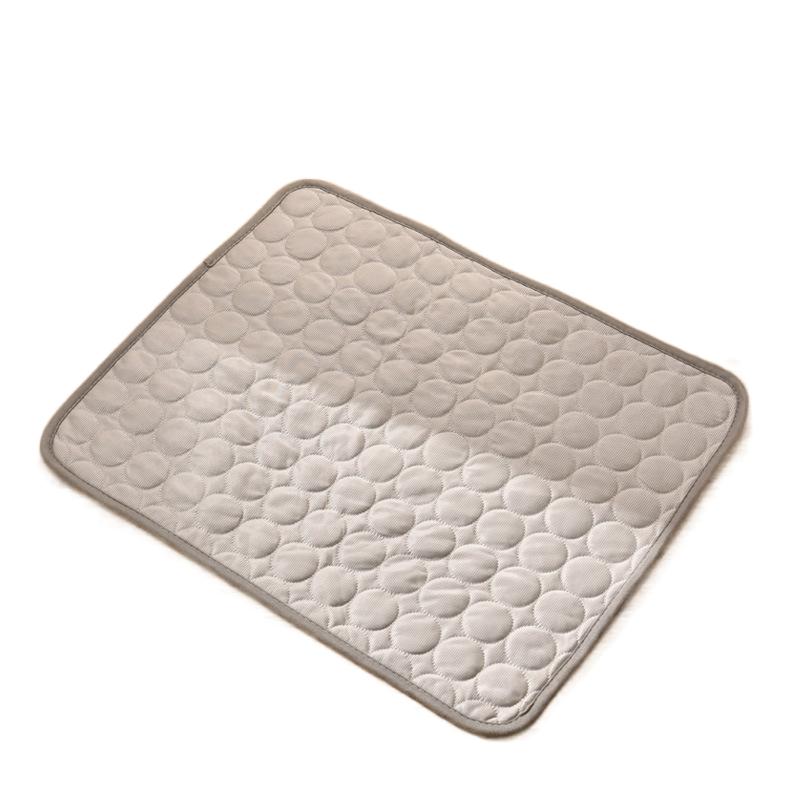 

Килимок для льоду для домашніх тварин Summer Pet Ice Pad Килимок для собак Ice Silk Pad Cat Cool Pad Товари для тварин XS світло-сірий колір