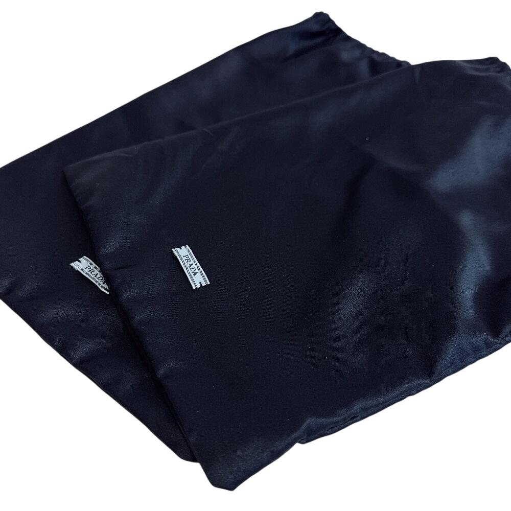 Prada Loafersy na wysokim obcasie Trójkątne Z logo skórzane loafersy czarna skóra Używane