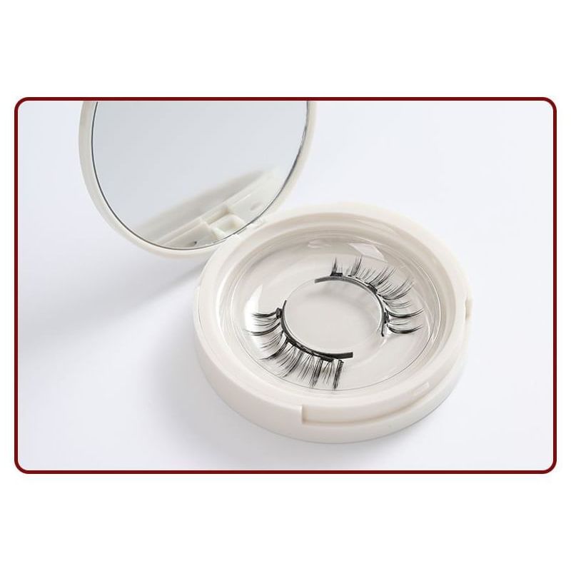 Buttermilk - Volume Crisscross Magnetic False Eyelashes with Applicator Clip