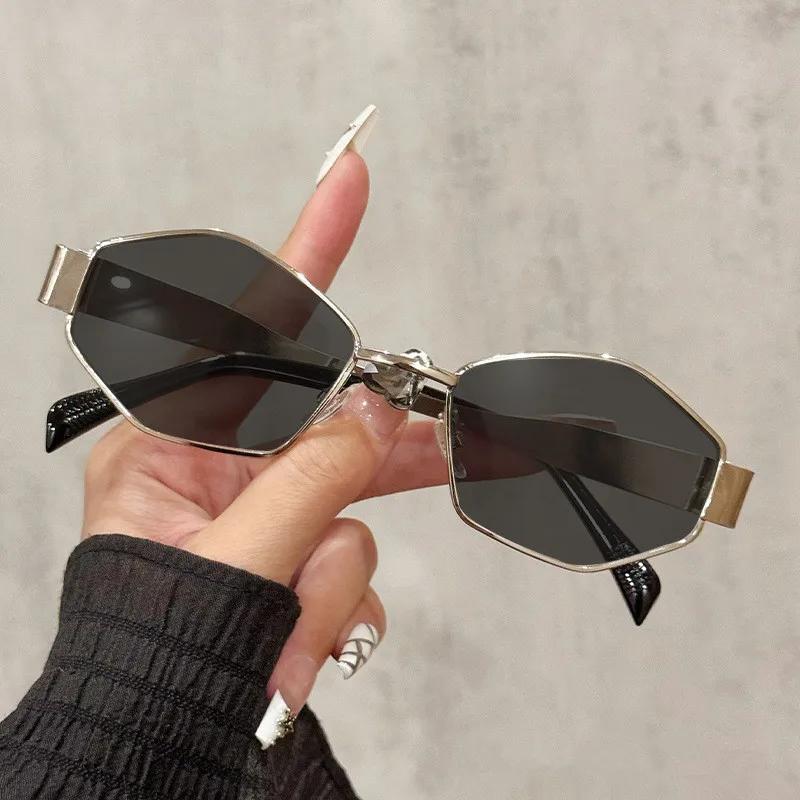 Fashion Polygonal Women Sunglasses  Vintage Brand Rhombus Ladies Sun glasses Shades Unique Metal Frame Punk Eyewear Men