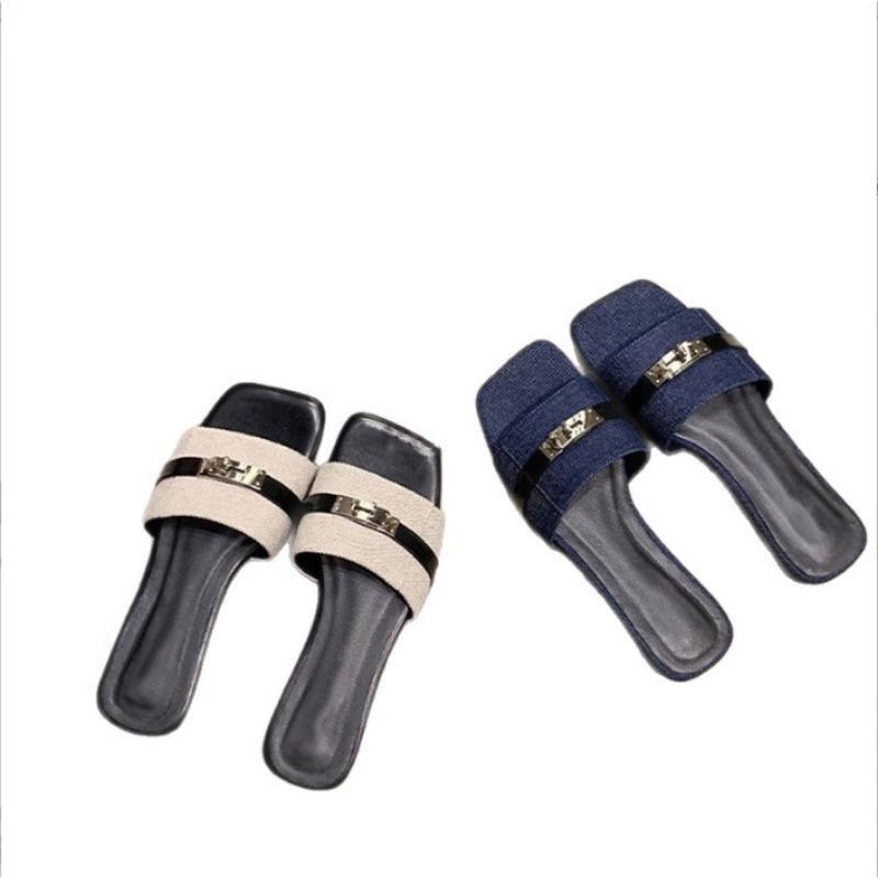 Square-toed Shoes Flat-bottomed Beach Slippers for Girls