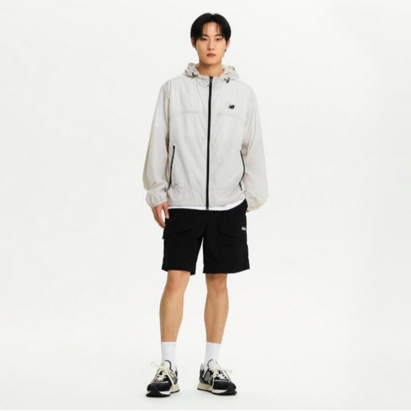 New Balance Windschutzscheibe Lqj Nbnae21013 36 Uni Essential Small Logo Leichte Windschutzscheibe