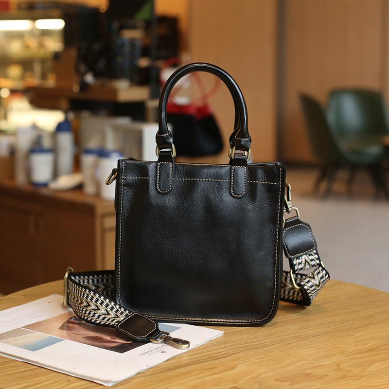 

Кожаная маленькая квадратная сумка женская нишевая дизайнерская сумка из коровьей кожи Sense Sugar Cube модная портативная сумка-мессенджер чёрный