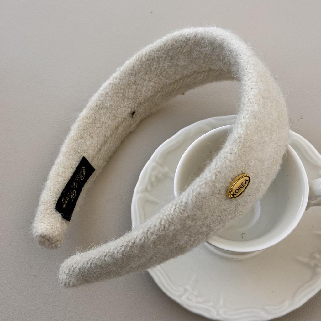 Wool Oval Gold Label Wide Hair Band for Autumn and Winter, High Top Hairpin, High-end Headband for Going Out