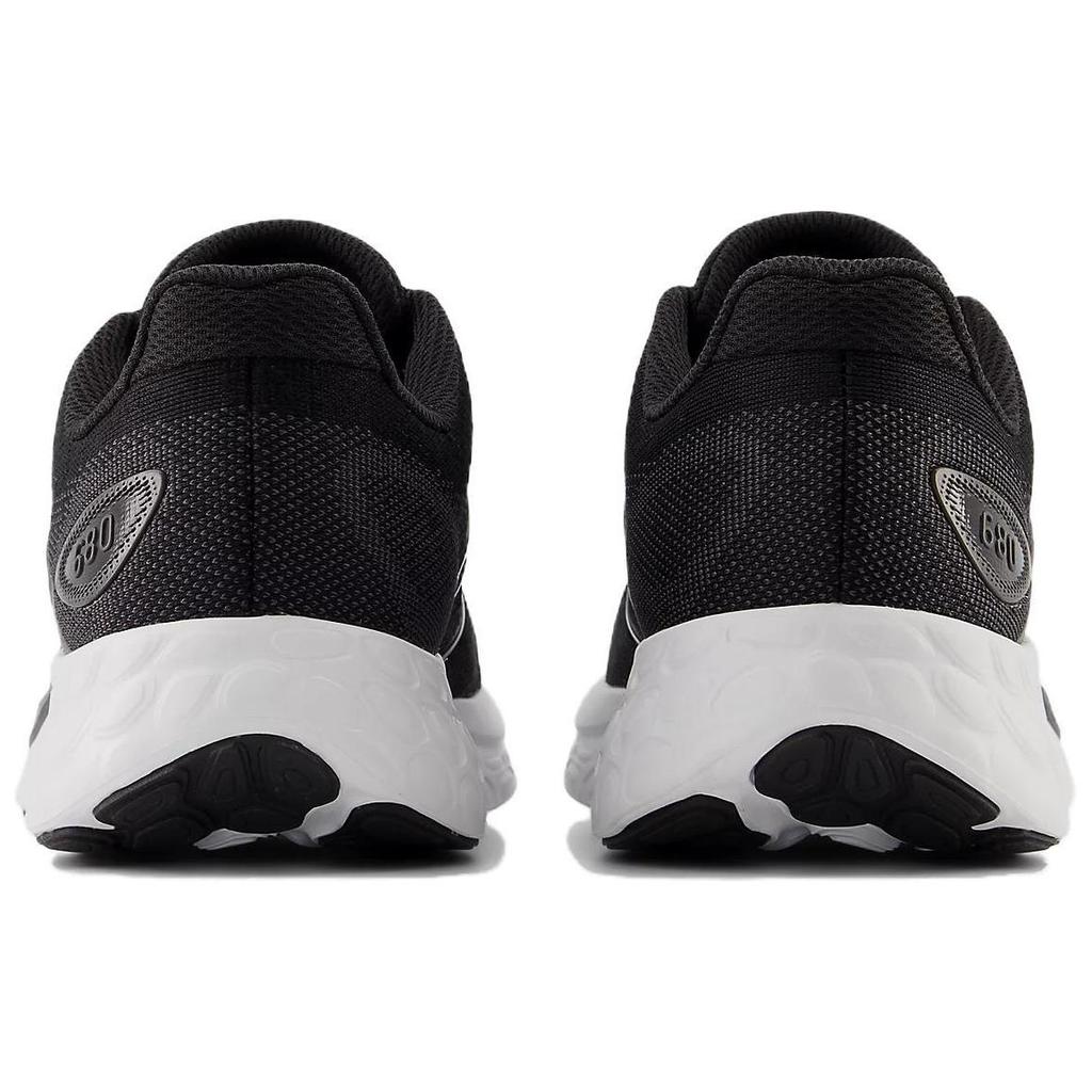 New Balance Fresh Foam 680v8 Schwarz Hellgold Metallic Damen Sneaker Schwarz-Metallic W680LK8