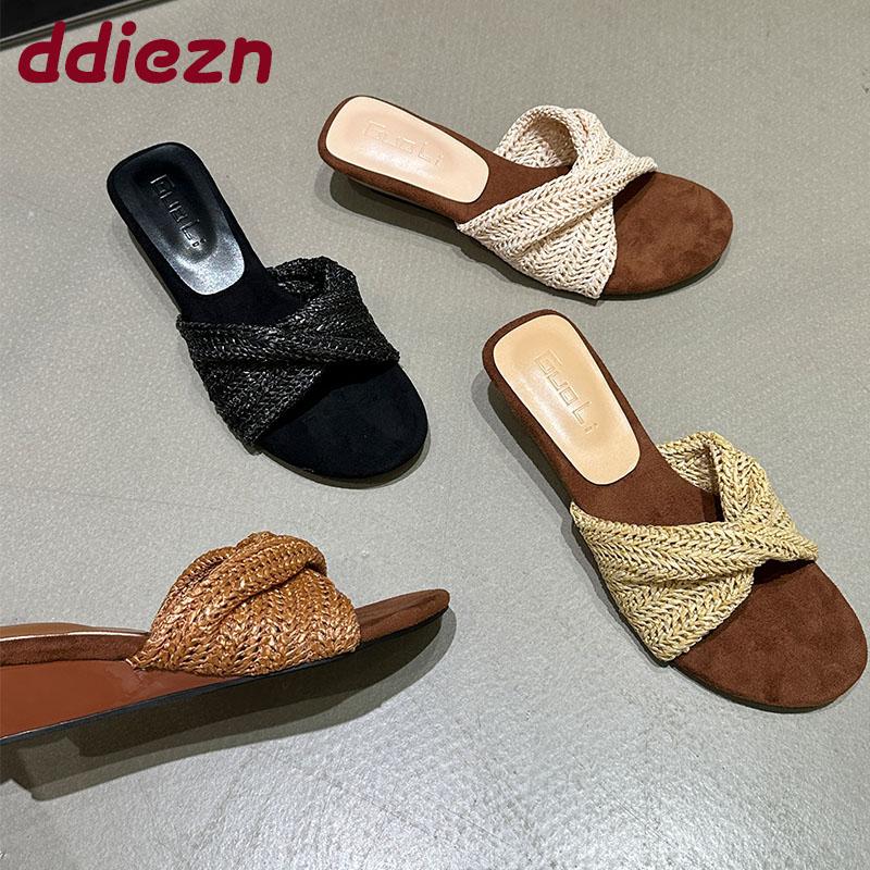 Fashion Female Summer Beach Slides With Low Heel Slippers Wedges Shoes For Women Fashion Round Toe Ladies Wedges Slippers Sandals Shoes