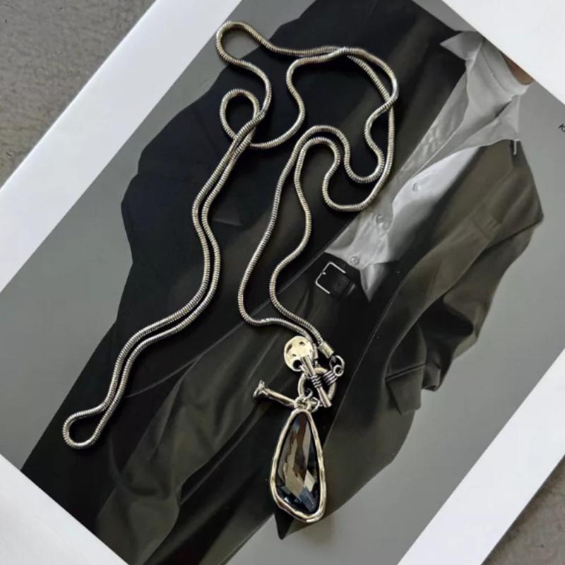 Long Necklace Female Winter Sweater Chain Irregular  Pendant Charms Choker Necklace For Women Elegant Gifts