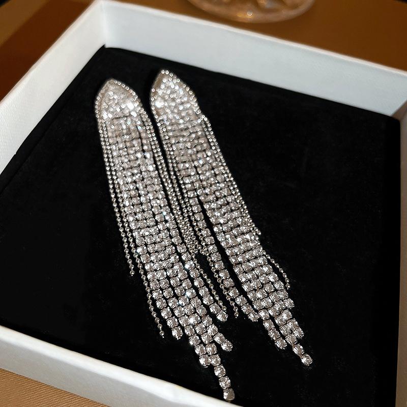 

Роскошные блестящие серьги-подвески из кристаллов для женщин, модные серьги-кисточки из циркония для девочек, модные свадебные украшения для вечеринок, аксессуары серебряный