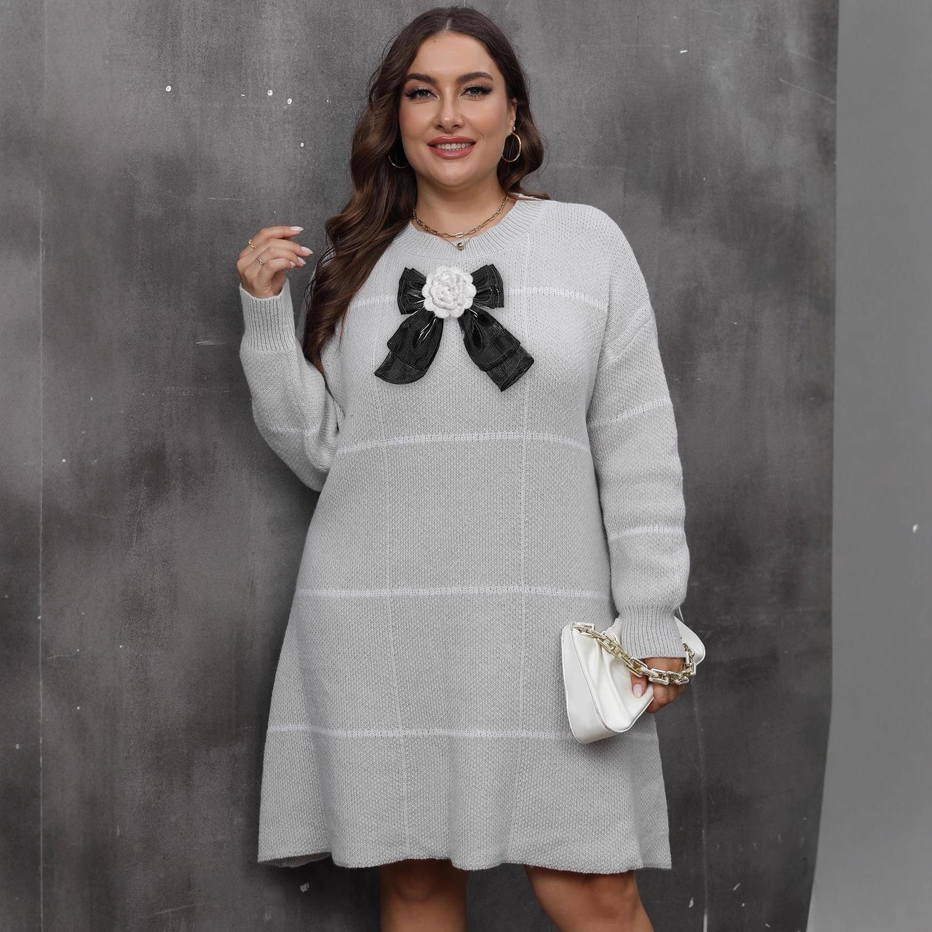 

Осенне-зимнее платье, платье-свитер, женское платье больших размеров в полоску, контрастных цветов, с бантами и ручной вязкой 3XL серый