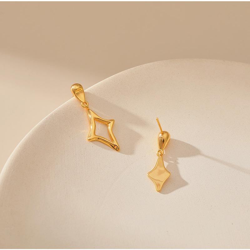 Minimalist Irregular Hollow Star Silver Needle 18k Gold Plated Stud Earrings For Women