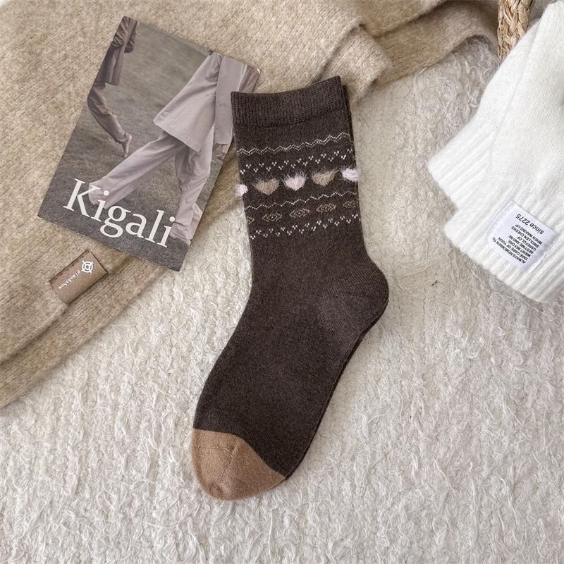Women's Color-blocking Retro Mid-calf Wool Socks for Autumn and Winter, and Warm Cashmere Pile Socks for Winter