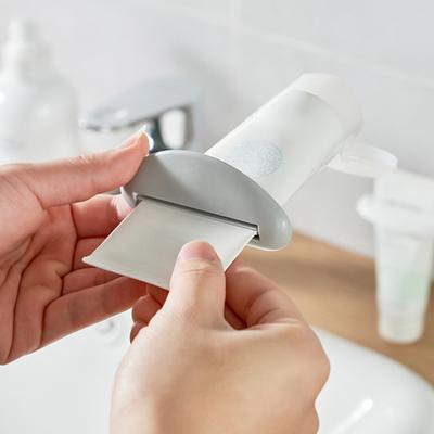 3-teiliger Zahnpasta-Quetscher, multifunktional, arbeitssparend, wiederverwendbar, ABS, Zahnpasta-Clip-Extruder für Badezimmer