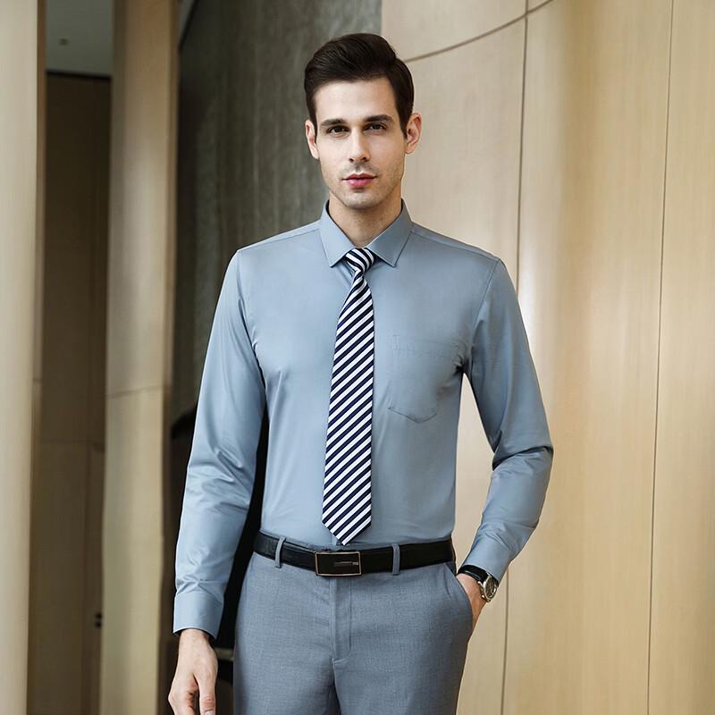 

Мужской комплект: рубашка с длинным рукавом в стиле business casual и брюки от костюма XL