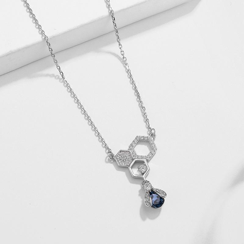 Personalized European and American Jewelry Korean Version of Little Bee Zircon Necklace