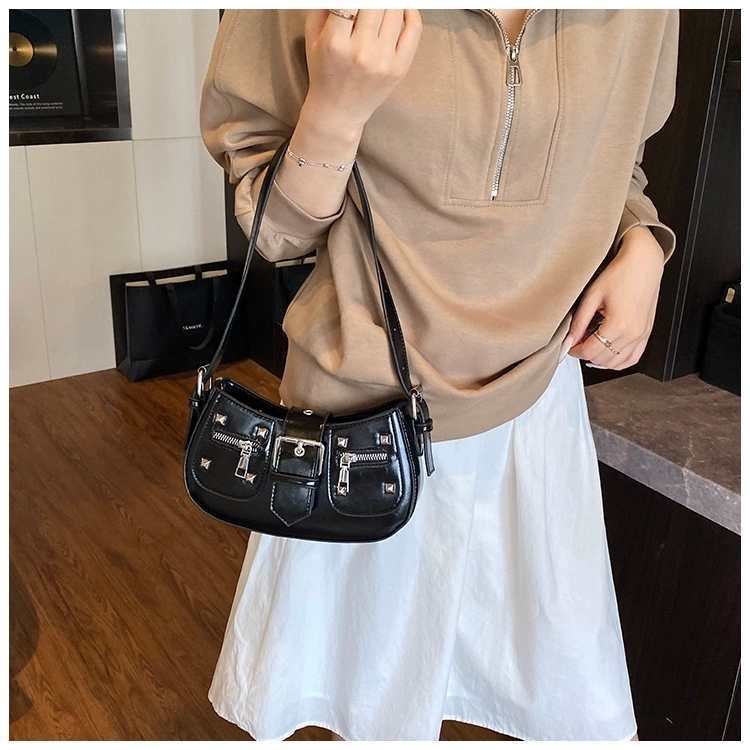 High-end Retro Small Bag Women's Fashionable All-matching Cross-body Commuting One-shoulder Underarm Carry