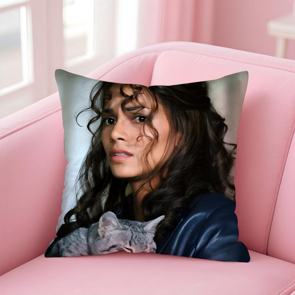 H-Halle Berry Cushion Cover Pillow Case Soft Friendly Fabric & Concealed Zipper Peach skin 18*18(CM)-1Pcs