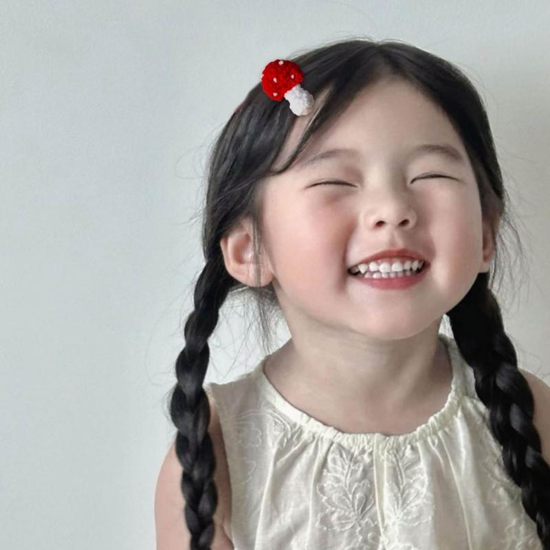 Handmade Crochet Mushroom Hair Clip Headwea Sweet Cute Knitted Hairpin for Girls