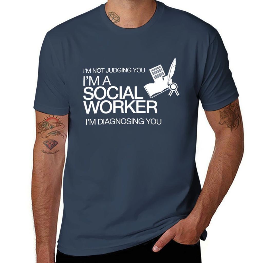 IM NOT JUDGING YOU IM A SOCIAL WORKER IM DIAGNOSING YOU TShirt Big and Tall Loose Fit TShirt