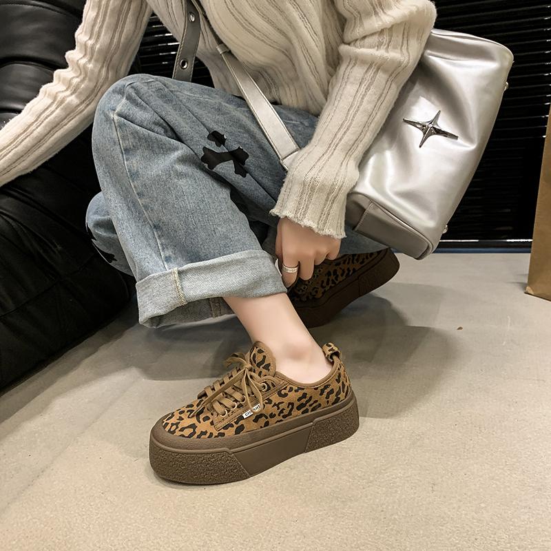 Mode Herfst Dames Vulkaniseer Schoenen Ronde Neus Platte Schoenen voor Dames Lage Hak Vetersneakers Buiten Antislip Platform Lage Top Schoenen