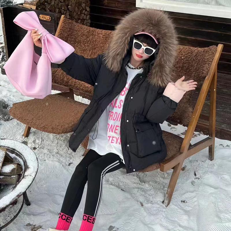 

High-end oversized raccoon fur-collared down jacket for women 2025 winter waist, thin and thickened color matching tooling pie to overcome the tide M
