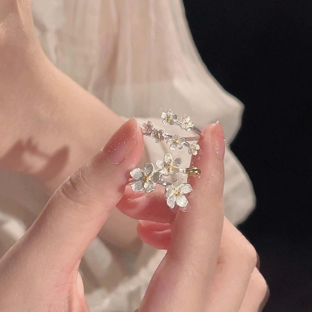 Exquisite Blossoms Rings Adjustable White Flower Open Rings Dainty Accessory