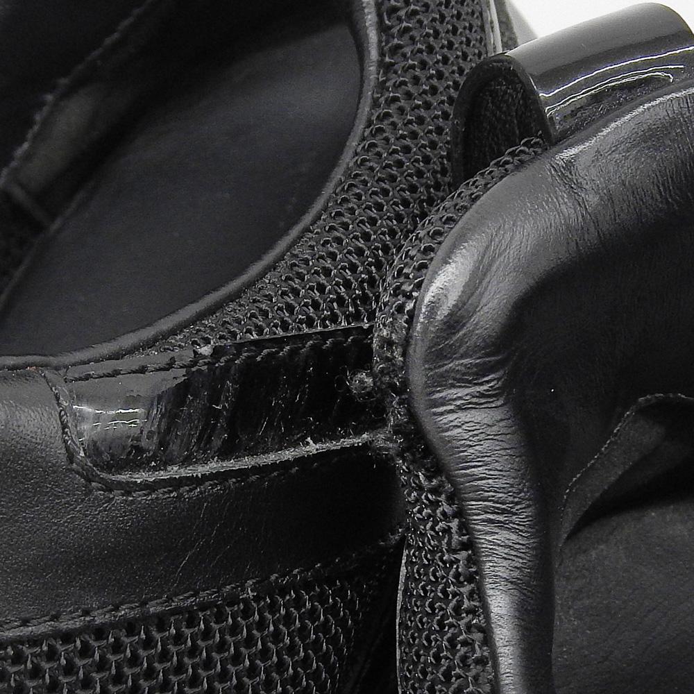 LOUIS VUITTON Excellent condition Run Away sneakers, women's shoes, black, size 37 1/2 shoes 37.5 blackUsed
