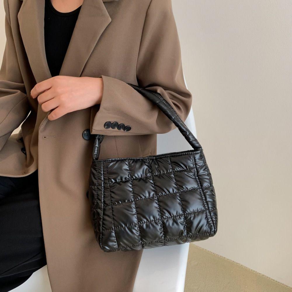 Vyšívaná prošívaná bavlněná taška tote na dojíždění, nadýchaná taška, volnočasová bavlnou vycpaná kabelka, zima