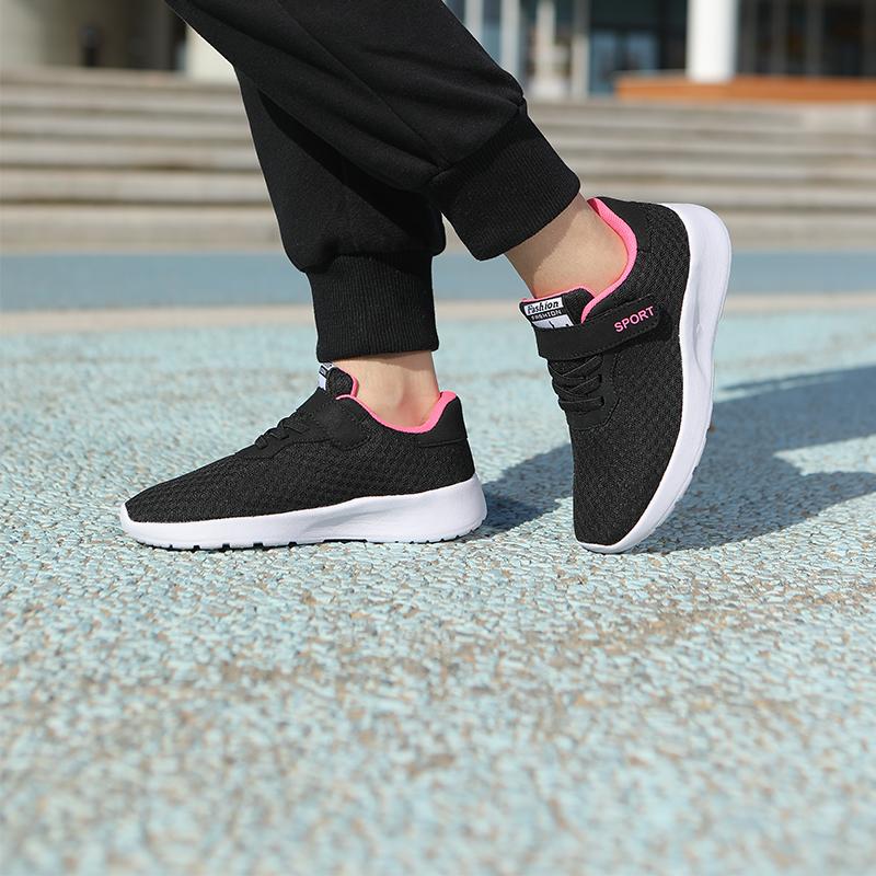 New Boys' Breathable Running Shoes Lightweight Girls' Athletic Shoes Outside Children'S Black Mesh Breathable Daily Walking Footwear