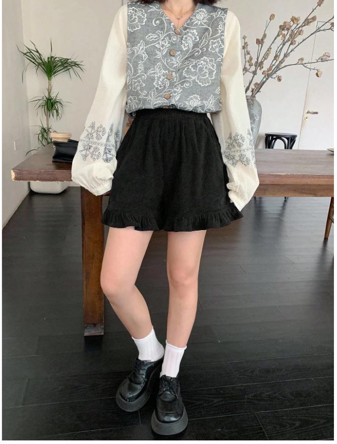 

Women s Elastic Waist Corduroy Shorts with Vertical Stripes - Slimming, Sexy Hot Girl Style S чёрный