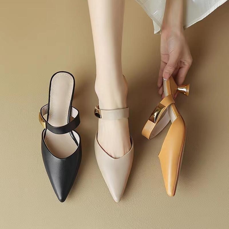 2025 Women Kitten Heels Mules Golden Rivet Pointed Toe Summer Female Sandals Fashion Beige Ladies Casual Med Heels Shoes