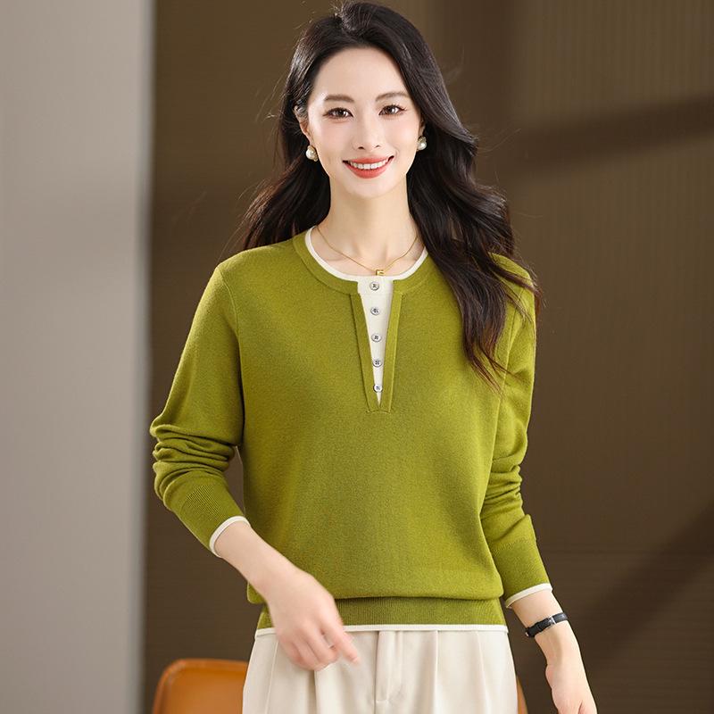 

2025 Autumn Women s Round Neck Long-Sleeve Knitted Sweater for Middle-Aged Women S for 90-105 jin